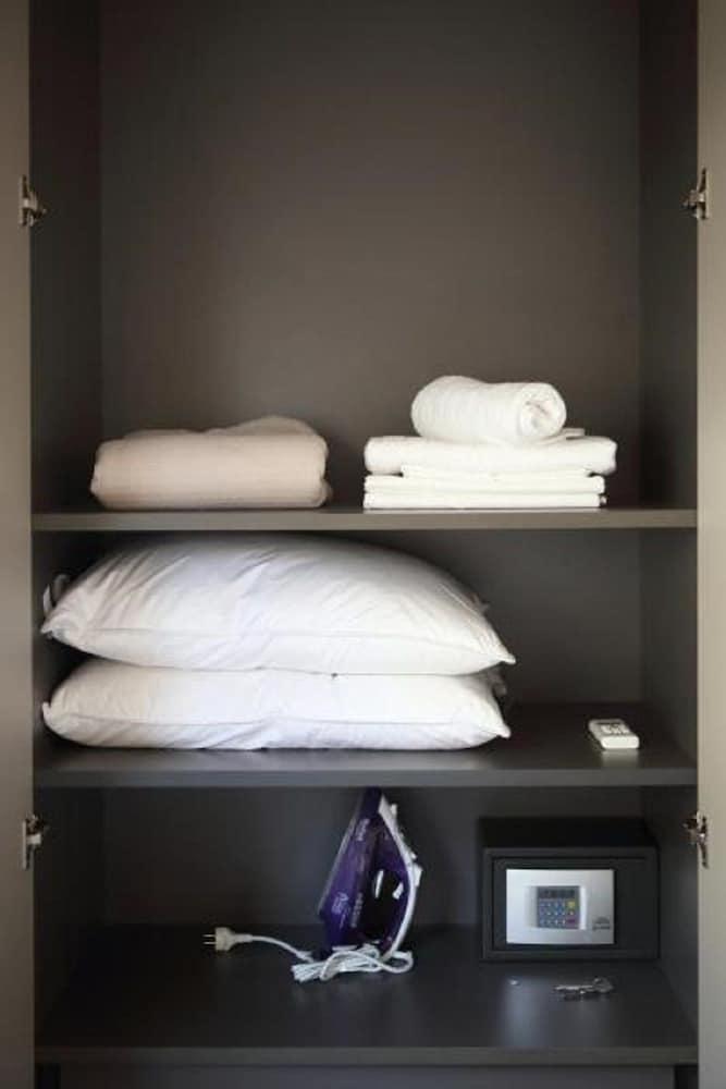 Happiness Luxury Central Apartment Athena Bagian luar foto
